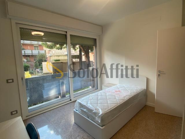 Stanza a novara