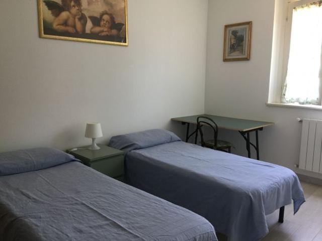 Stanza doppia con bagno privato a Roma