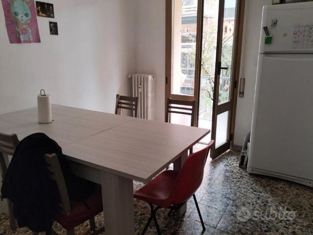 Stanza doppia libera da subito