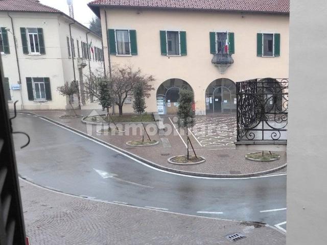Stanza doppia piazza Vittorio Veneto 1, Binago