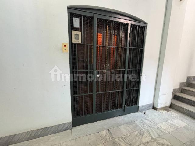 Stanza doppia via Taormina 40, Milano