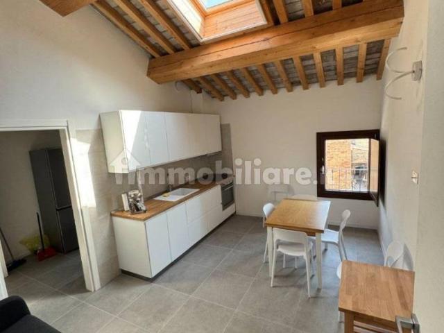 Stanza doppia via Vallazza 13, Ferrara
