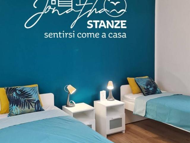 Stanza doppia via Caprera 5, Udine