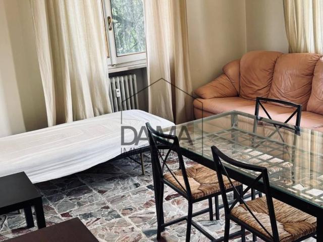 Stanza doppia via Dacci 4, Parma