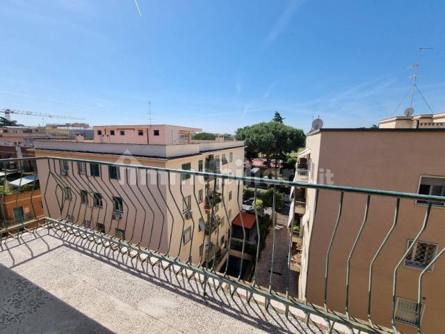 Stanza doppia via Giovanni Animuccia 15, Roma