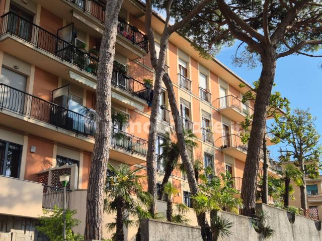 Stanza doppia via Giulio Tanini 64, Genova