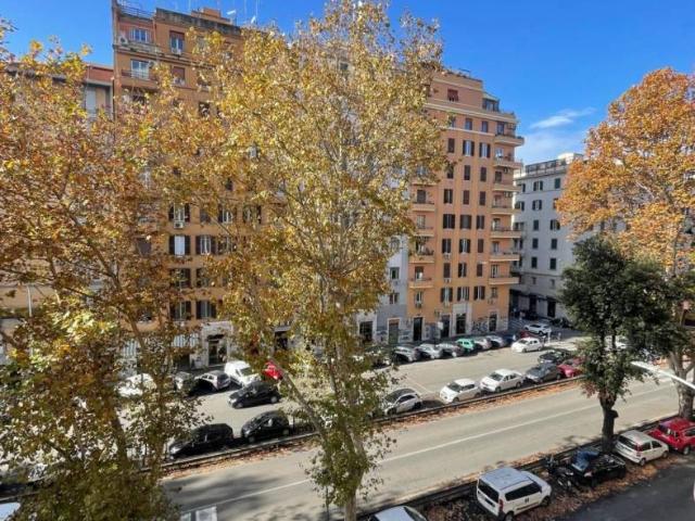 Stanza doppia via Ostiense 36, Roma
