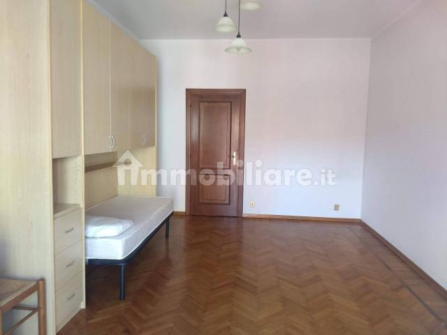 Stanza doppia via Pietro da Cortona 11, Milano