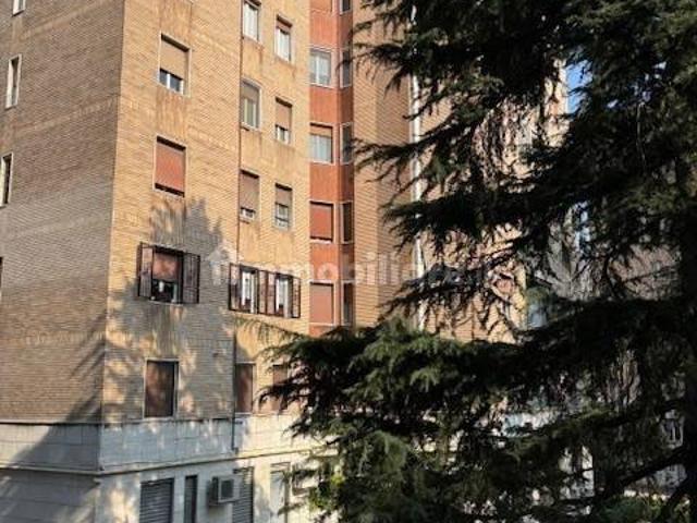 Stanza doppia via Pietro Ogliari 1, Milano
