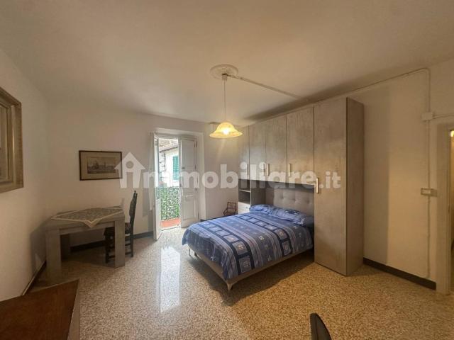 Stanza doppia via Solferino 20, Firenze