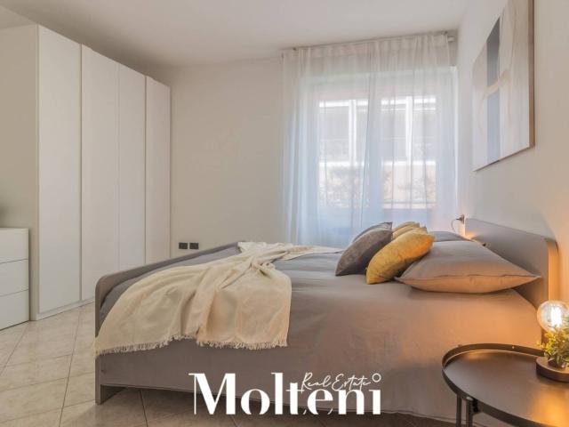 Stanza doppia viale Montegrappa 28, Lecco