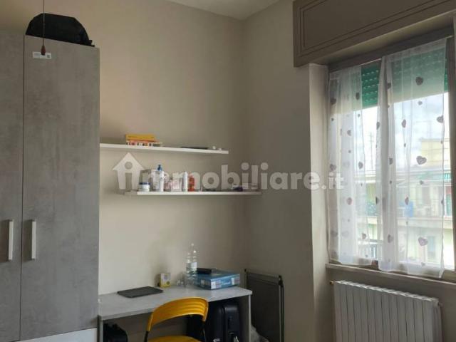 Stanza doppia viale Ofanto 25, Foggia