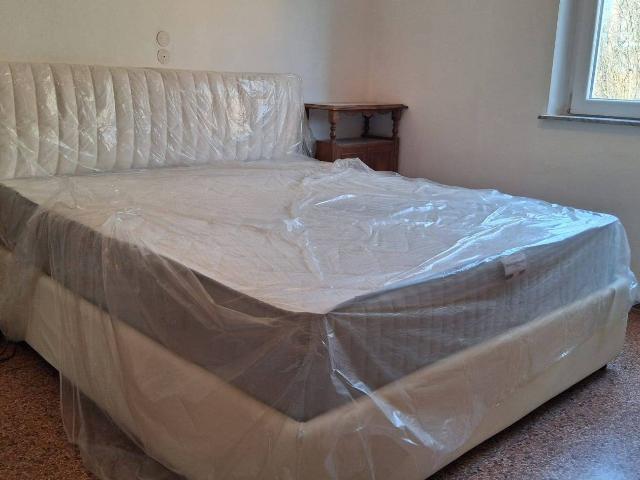 Stanza doppia viale Dante 11A, Medesano
