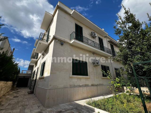 Stanza doppia viale Giuseppe Grassi 52, Lecce