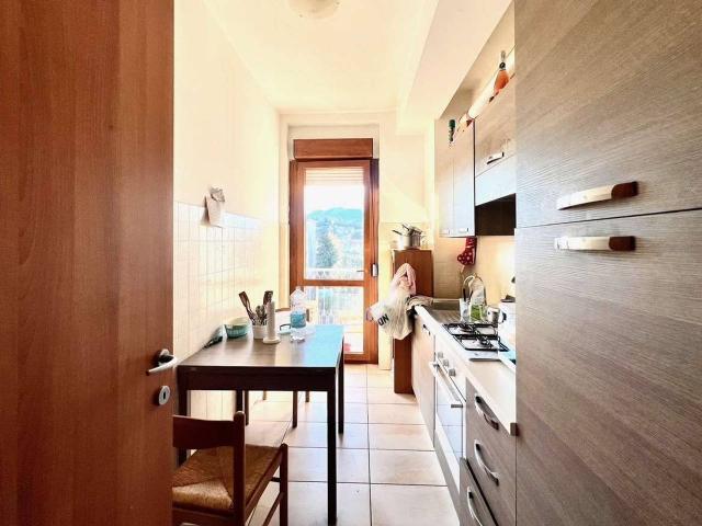 Stanza in casa indipendente in affitto a Varese