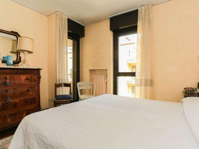 Stanza in affitto in appartamento con 3 camere da letto a San Donato