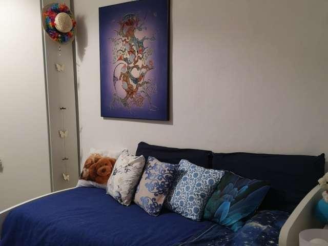 Stanza in affitto in appartamento con 4 camere da letto a Genova