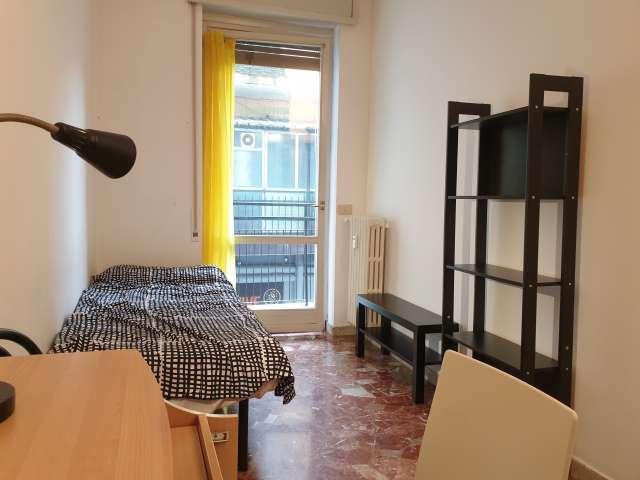 Stanza in affitto in appartamento con 4 camere da letto, Corsica