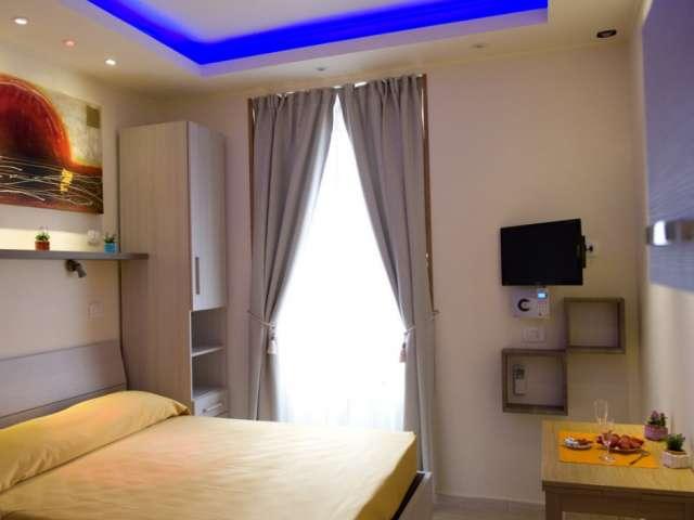 Stanza in affitto in appartamento con 5 camere da letto a Roma