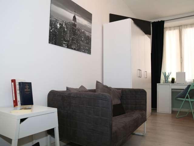 Stanza in affitto in appartamento con 6 camere da letto a Cristo Re, Trento