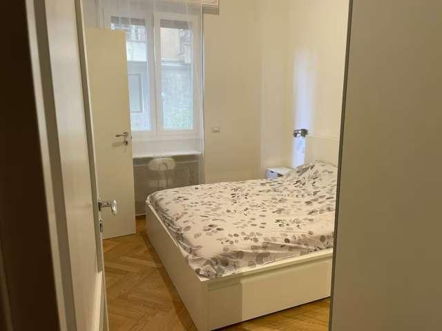 Stanza in affitto in appartamento condiviso con 3 camere da letto a Milano