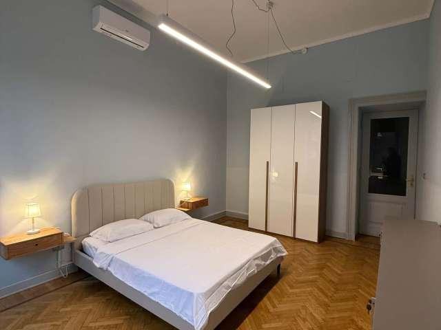 Stanza in affitto in appartamento condiviso di 6 camere a Torino