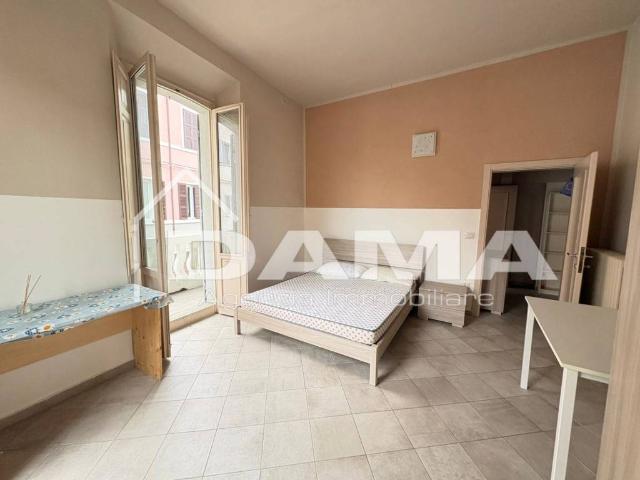 Stanza in affitto in appartamento Centro Storico, Forlì
