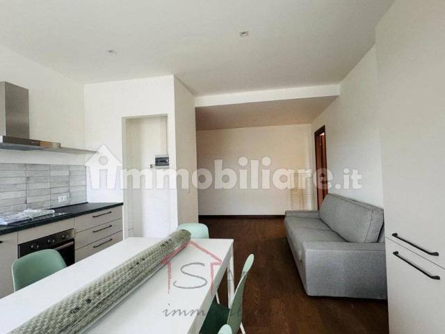 Stanza in affitto in appartamento Gall. Porte Contarine 4, Padova