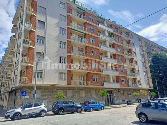 Stanza in affitto in appartamento Filadelfia, 58, Torino