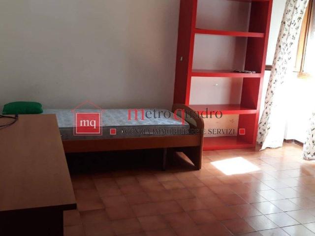 Stanza in affitto in appartamento Landi, Pisa