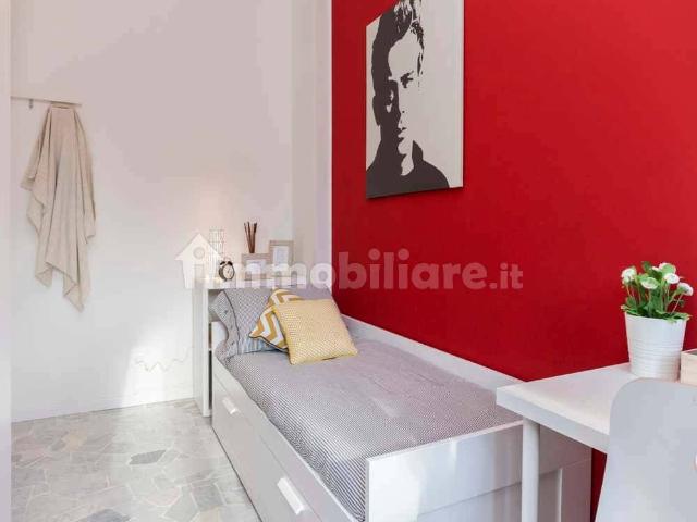 Stanza in affitto in appartamento largo Cavalieri di Malta, Milano