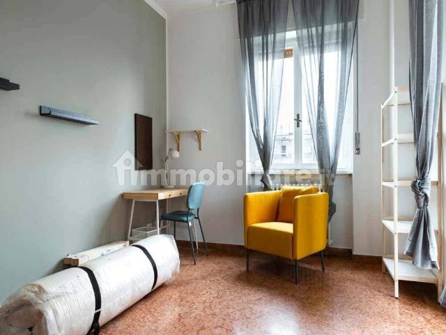 Stanza in affitto in appartamento via Arcivescovo Romilli, Milano
