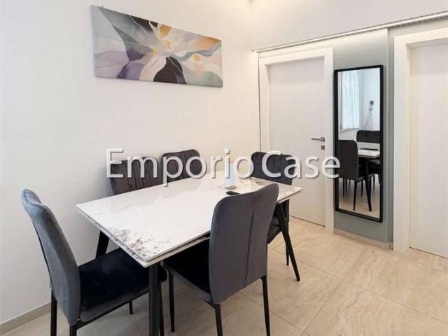 Stanza in affitto in appartamento via Berengario, 51, Modena