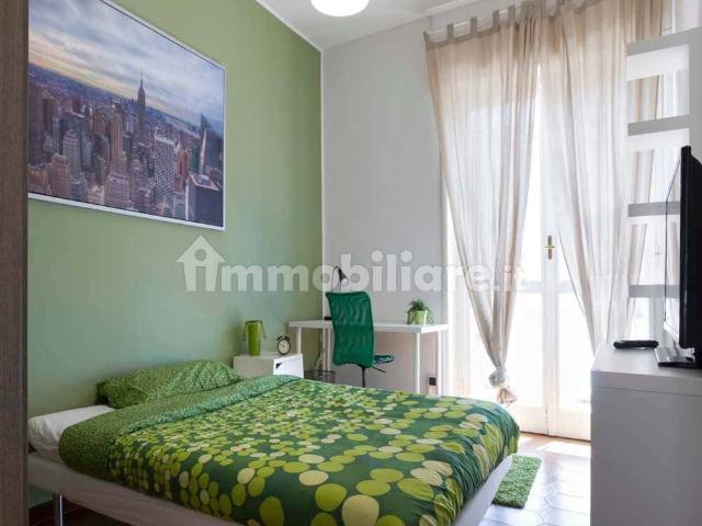 Stanza in affitto in appartamento via Bergamo, Milano