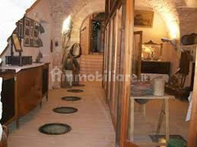 Stanza in affitto in appartamento via Castello, Peschici