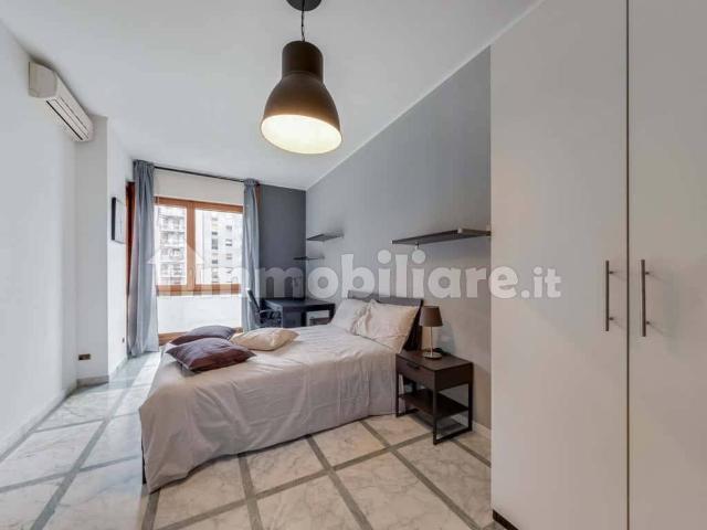 Stanza in affitto in appartamento via Copernico, Milano