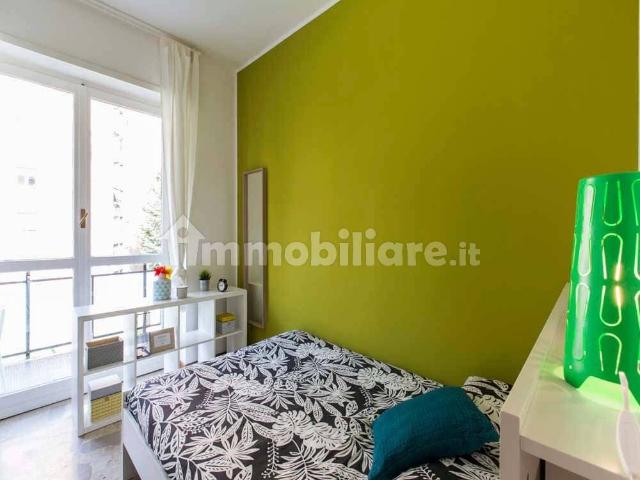 Stanza in affitto in appartamento via delle Acacie, Cesano Boscone