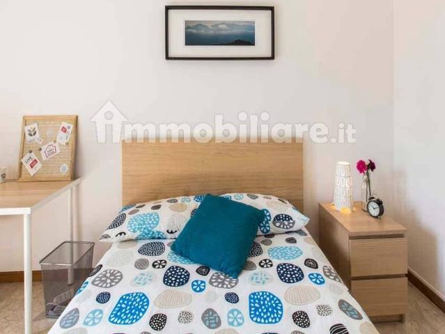 Stanza in affitto in appartamento via delle Acacie, Cesano Boscone