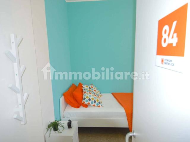 Stanza in affitto in appartamento via Emilia Est, Modena