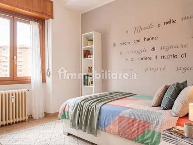 Stanza in affitto in appartamento via Filippo Sassetti, 17, Milano