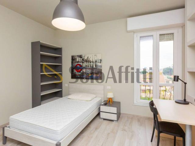 Stanza in affitto in appartamento via Fratelli Cairoli 12, Castellanza