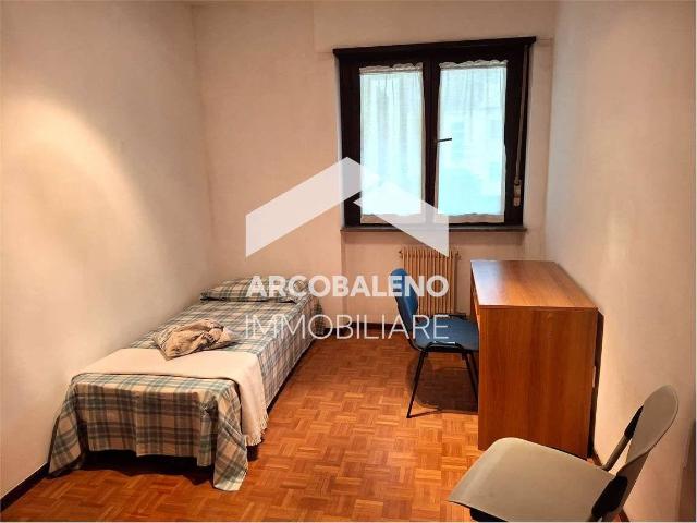 Stanza in affitto in appartamento via Ghiaie, Trento