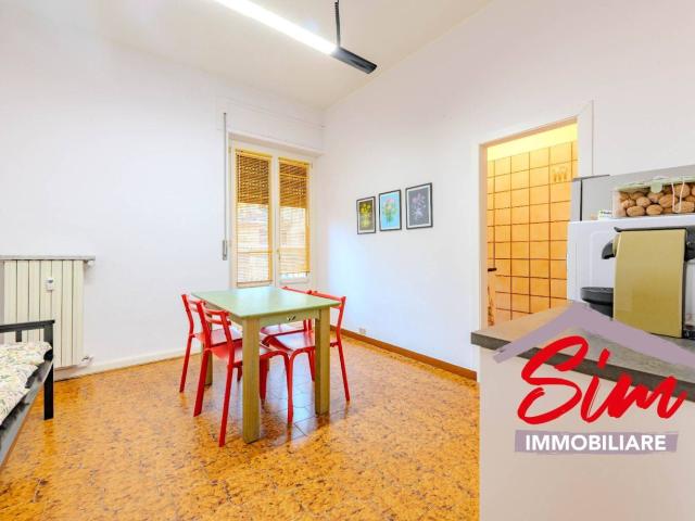 Stanza in affitto in appartamento via Giosuè Carducci, Novara
