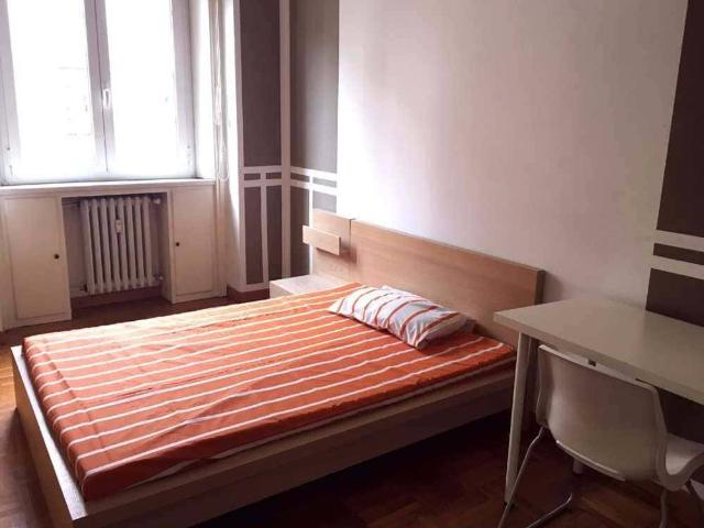 Stanza in affitto in appartamento via Giulio e Corrado Venini, Milano