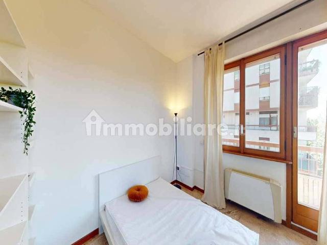Stanza in affitto in appartamento via Giuseppe Frua, Milano