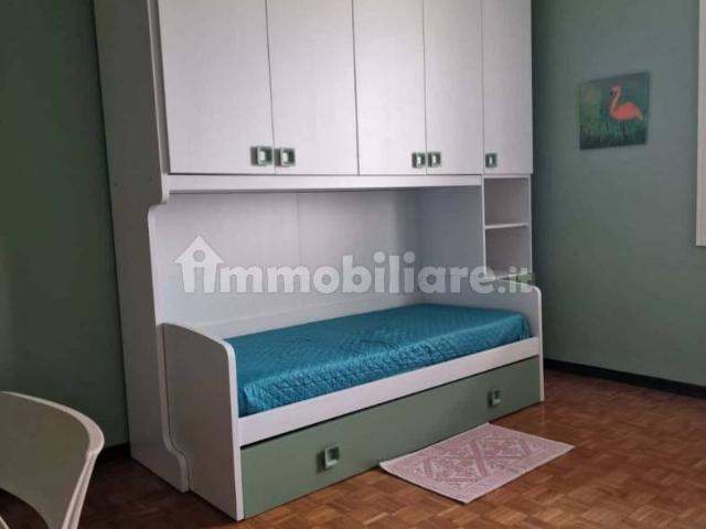 Stanza in affitto in appartamento via Luigi Gadola, Brescia