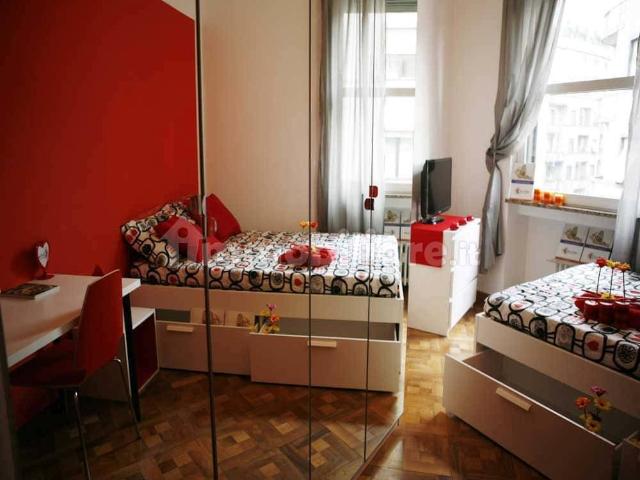 Stanza in affitto in appartamento via Lazzaretto, Milano