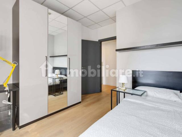 Stanza in affitto in appartamento via Privata Deruta, Milano