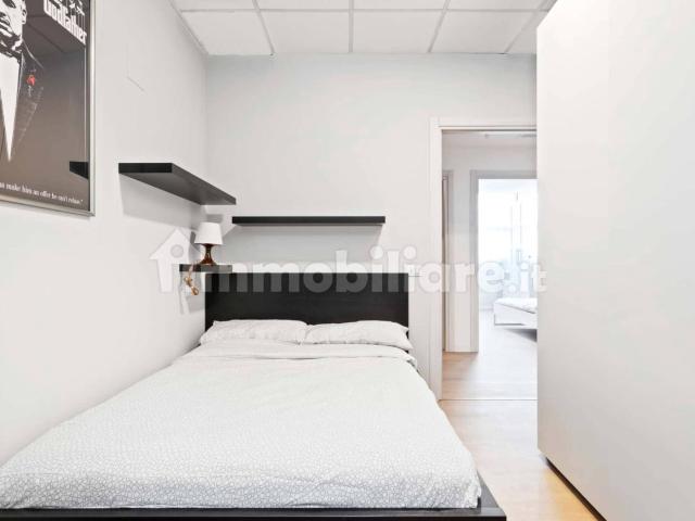 Stanza in affitto in appartamento via Privata Deruta, Milano