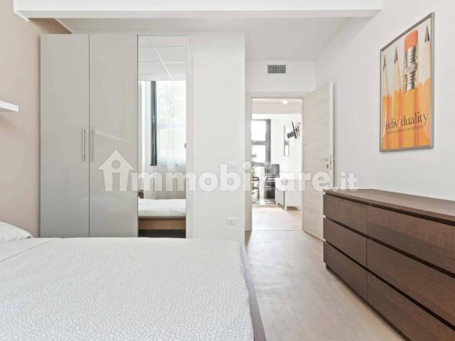Stanza in affitto in appartamento via Privata Deruta, Milano